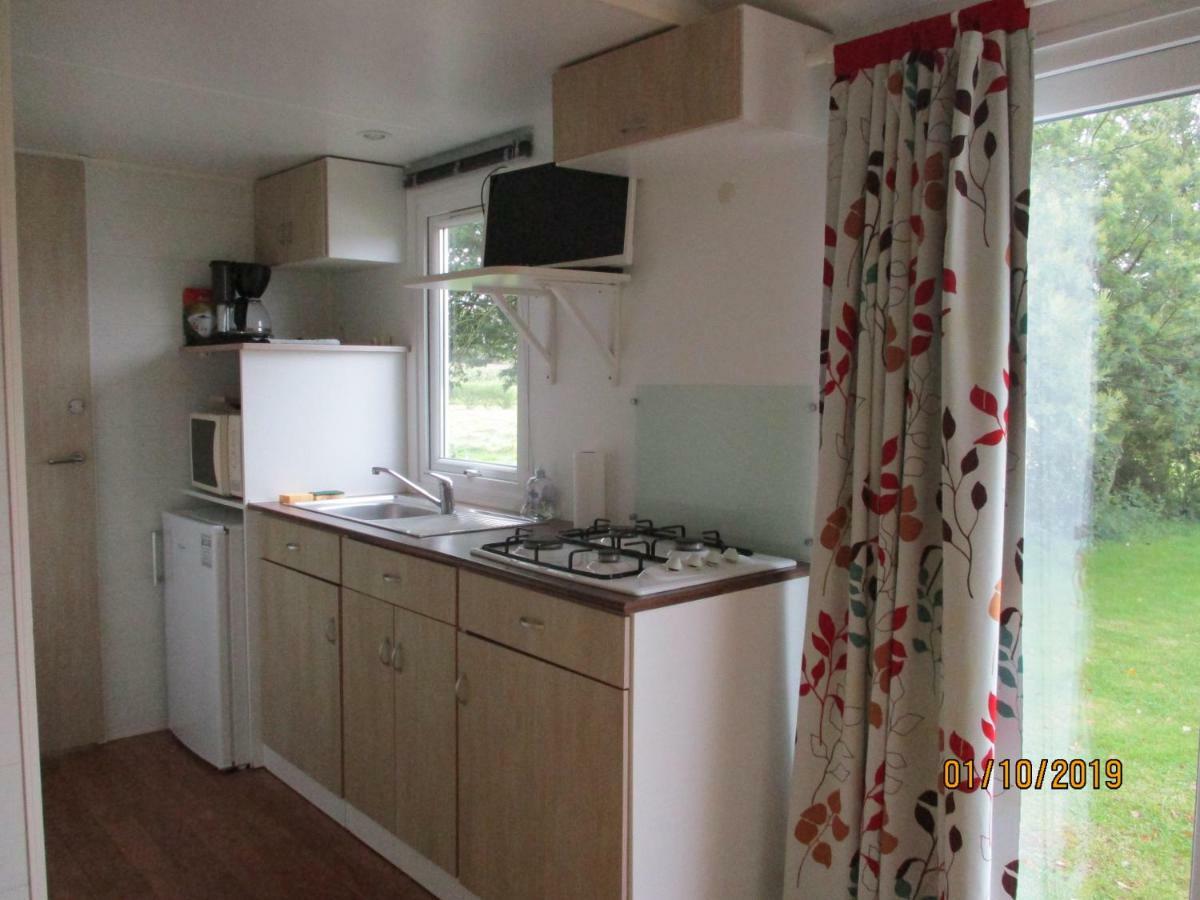 Les Mobile Home De Kerroyal Garlan Exterior photo